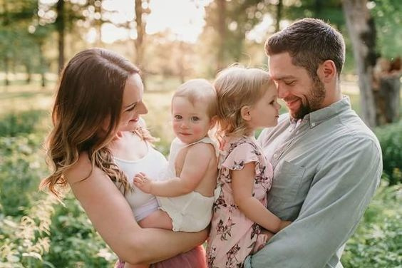 ПИКНИК. ПАРК. ПОЛЕ. СЕМЬЯ. ЛЕТО