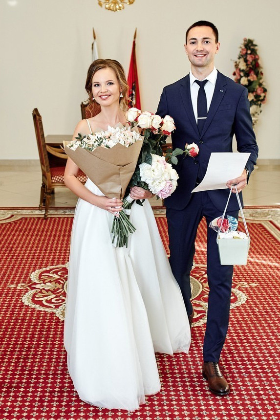 Организация свадьбы - титанический труд для молодоженов. Она станет проще, если обратиться за помощью к профессионалам. Проконсультирую вас по всем вопросам - от выбора фотостудии для парной фотосессии, до рекомендации самых надежных подрядчиков.