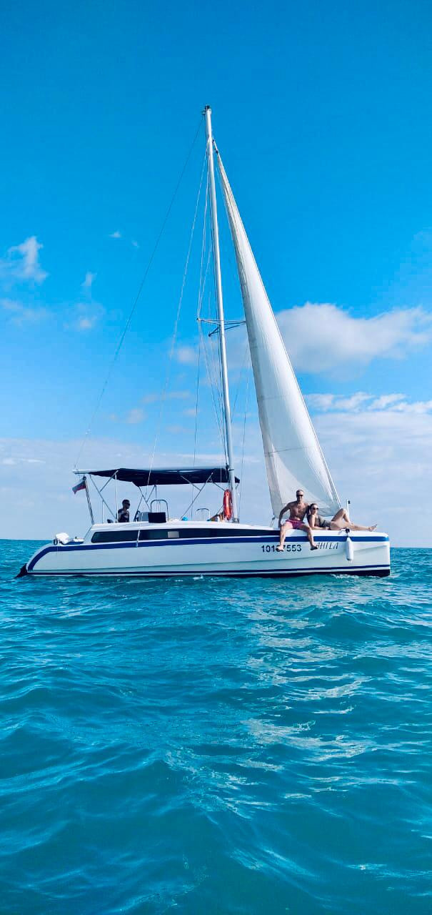 Парусно —моторные яхты и катамараны в Сочи. Аренда Яхт и Катеров в Сочи