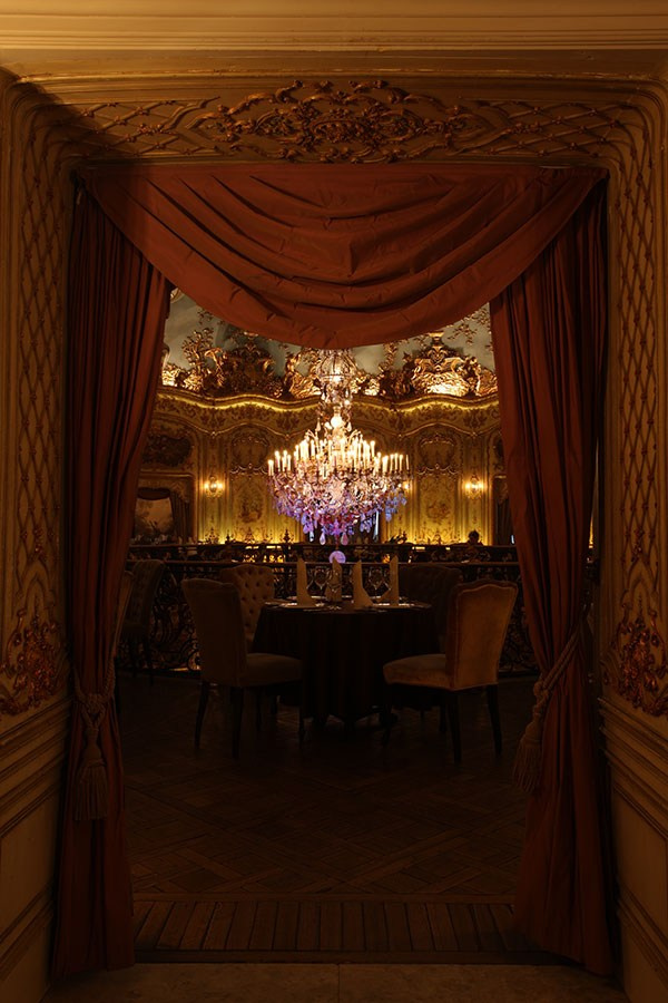 Локации для свадебной фотосессии в дождь. Свадебный и семейный фотограф Москва и Московская область