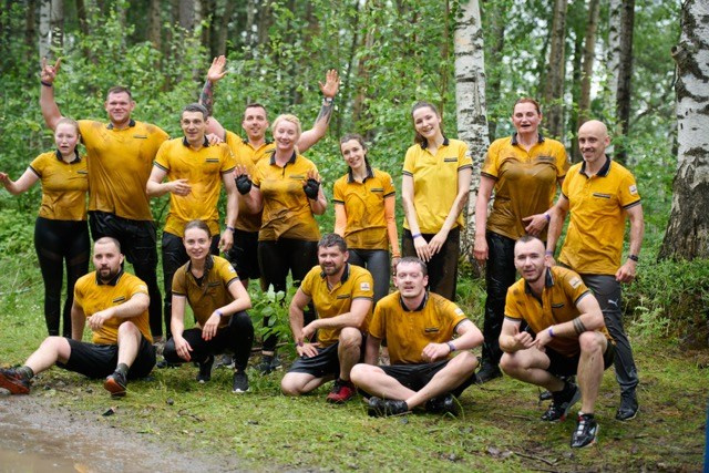 Фоторепортаж с забега Стальной характер в Сургуте, 5 июля 2025. Репортажный и семейный фотограф — Шелихов Сергей