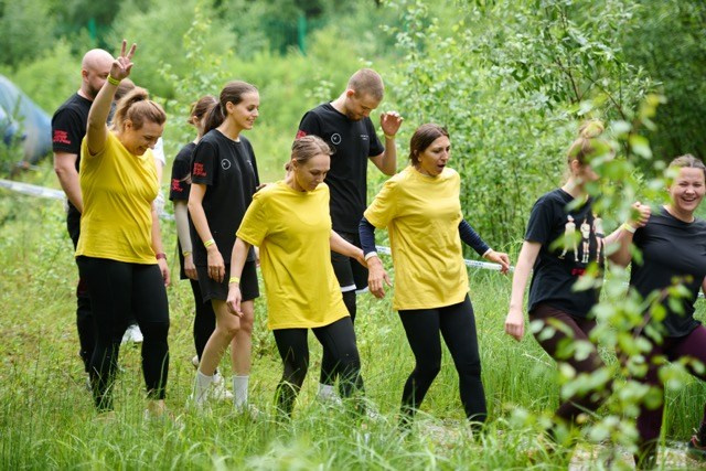 Фоторепортаж с забега Стальной характер в Сургуте, 5 июля 2025. Репортажный и семейный фотограф — Шелихов Сергей