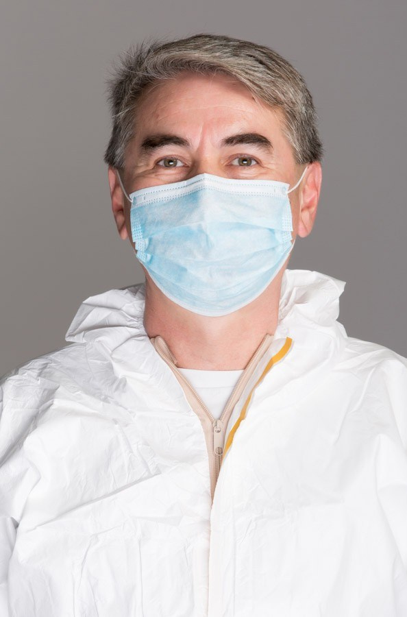 Деловой (бизнес) портрет. Фотостудия Алматы. Фотосъемка Алматы. Фотосессия Алматы. Фотокурсы. Обучение фотографии. Аренда студии