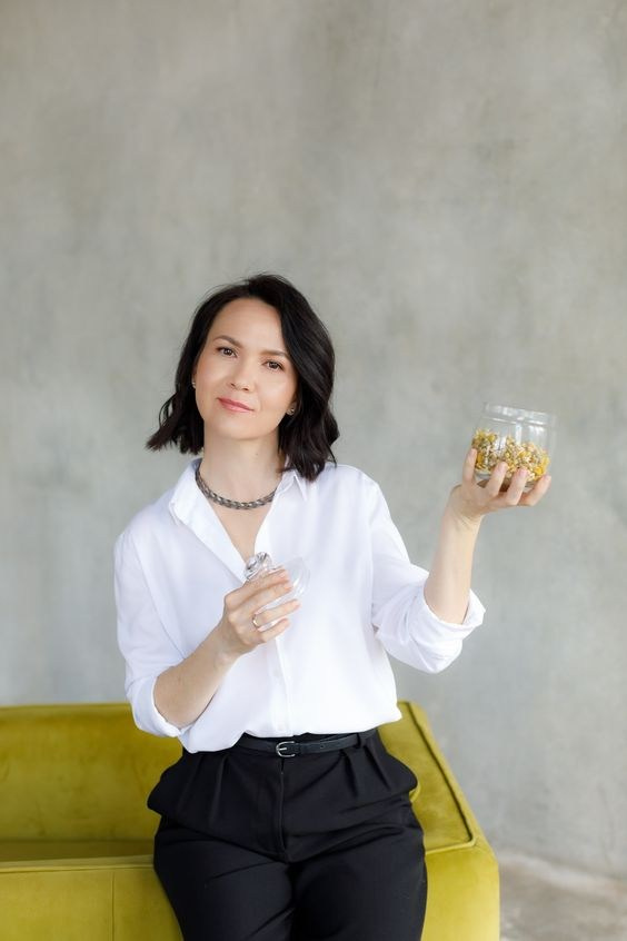 Мудборд_мастер перманентного макияжа. Контент-съёмка и бизнес-портреты в Москве. Виктория Кулюкина