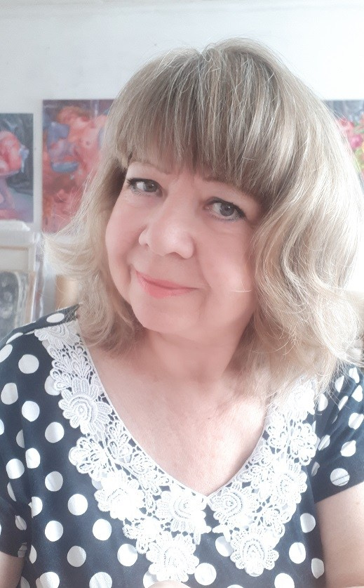 Галерея «IntimART». Выставочная АРТ резиденция " ЯБЛОКО»