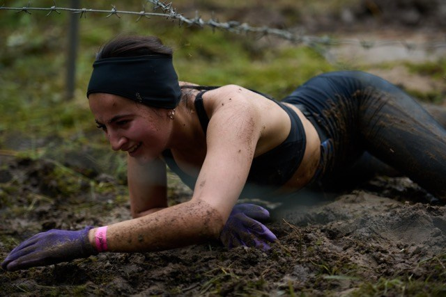 Фоторепортаж с забега Стальной характер в Сургуте, 5 июля 2025. Репортажный и семейный фотограф — Шелихов Сергей