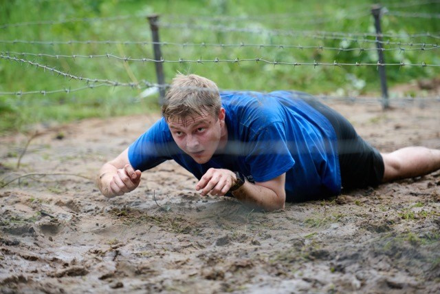 Фоторепортаж с забега Стальной характер в Сургуте, 5 июля 2025. Репортажный и семейный фотограф — Шелихов Сергей