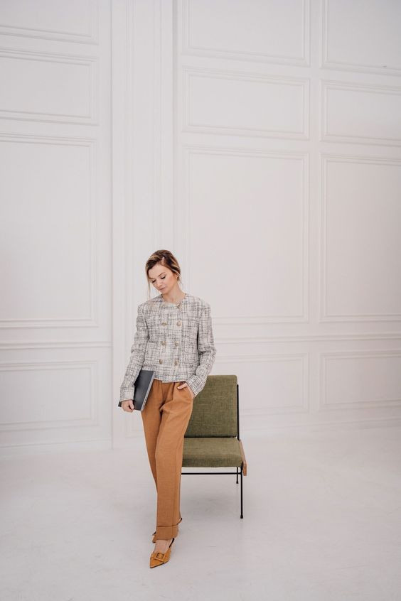 Мудборд: Дизайнер интерьера. Контент-съёмка и бизнес-портреты в Москве. Виктория Кулюкина