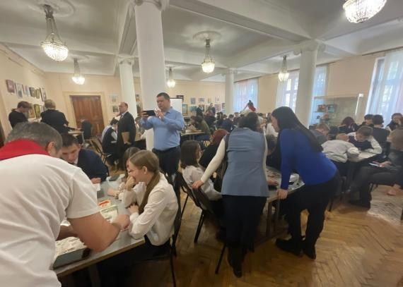 Настольная игра «Новосибирск — город трудовой доблести». Детские программы Школа безопасности Новосибирск