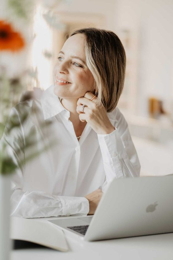 Мудборд_мастер перманентного макияжа. Контент-съёмка и бизнес-портреты в Москве. Виктория Кулюкина