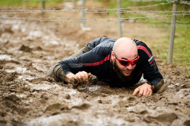 Фоторепортаж с забега Стальной характер в Сургуте, 5 июля 2025. Репортажный и семейный фотограф — Шелихов Сергей