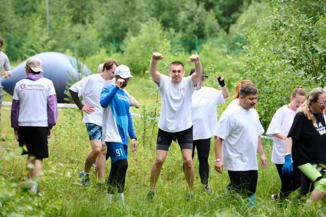 Фоторепортаж с забега Стальной характер в Сургуте, 5 июля 2025. Репортажный и семейный фотограф — Шелихов Сергей