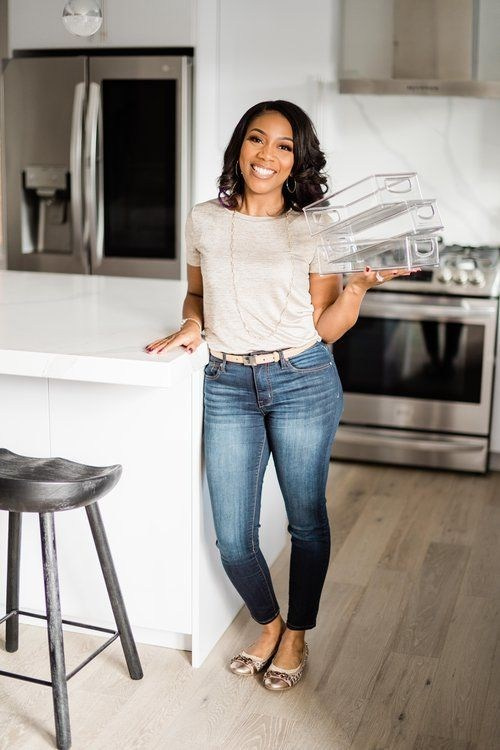 Мудбород: организаторы пространства. Контент-съёмка и бизнес-портреты в Москве. Виктория Кулюкина