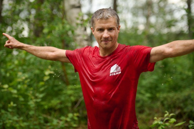 Фоторепортаж с забега Стальной характер в Сургуте, 5 июля 2025. Репортажный и семейный фотограф — Шелихов Сергей