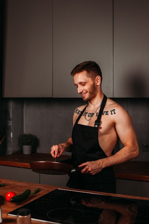 мужское ню, мужская фотосессия, мужской портрет, полуголый мужчина, мужская съемка