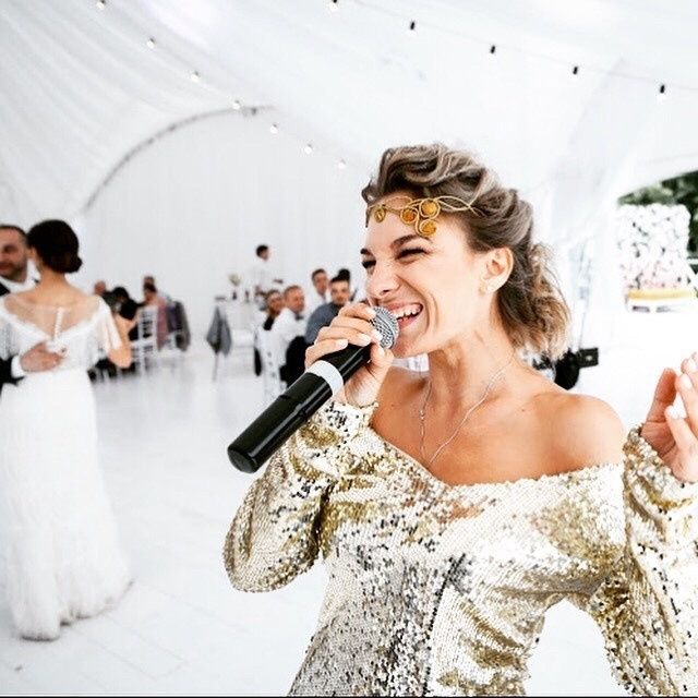 Ведущая Власова. Подрядчики и друзья сети свадебных площадок House for wedding