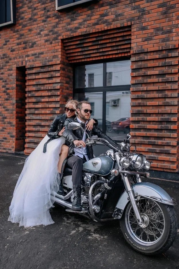 Свадебный фотограф Александра Мяскова