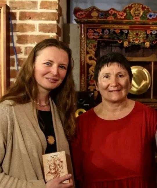 КОНСУЛЬТАЦИИ. Елена Вагнер — поэзия и стихотерапия