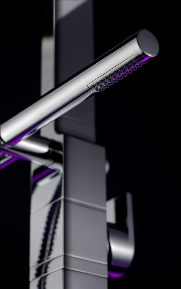 предметная съёмка премиального душевого набора из полированной стали