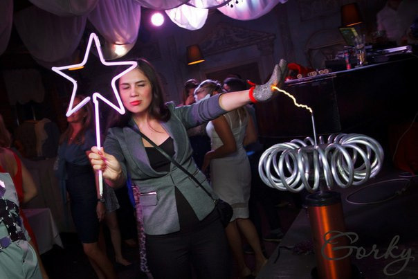 Тесла-шоу. Ведущий, Тамада, DJ, фото в Перми. Хорошее настроение