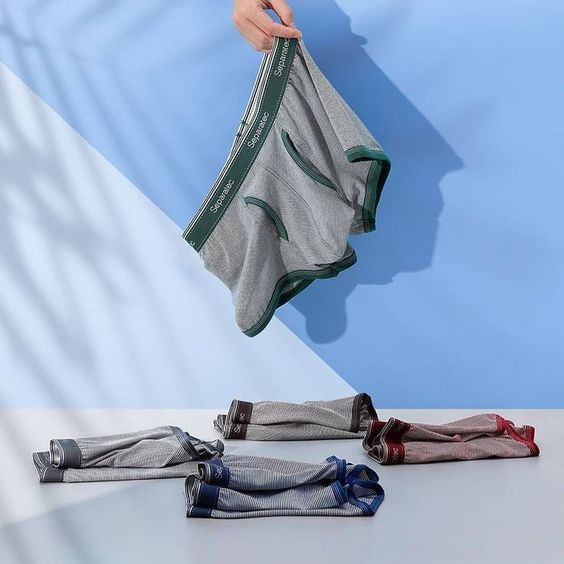 Эстетичная фотосъемка трусов с акцентом на детали и текстуры