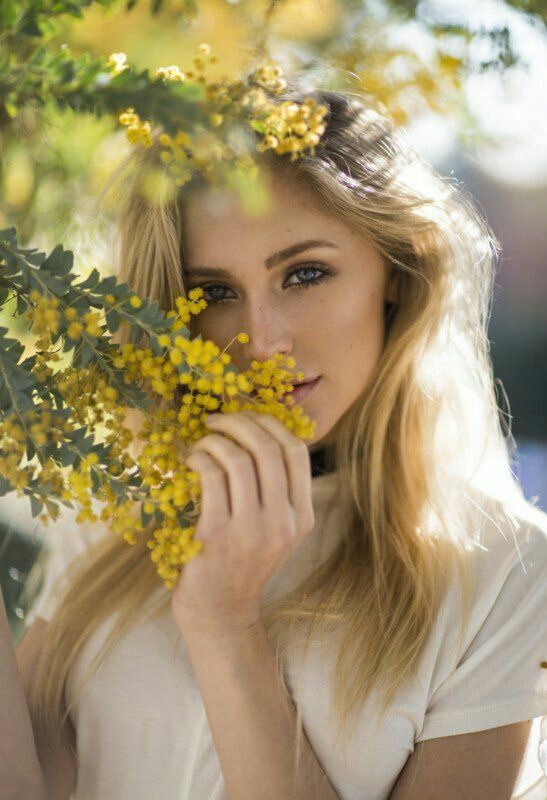 Фотосессия в цветении. Фотограф г. Хабаровск. Семейные и индивидуальные съёмки