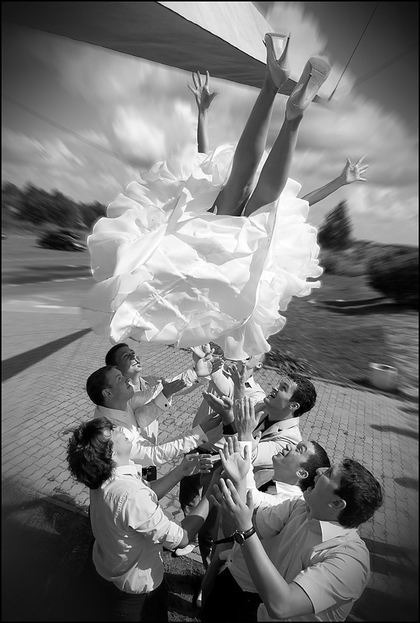 Профессиональная свадебная фотосессия в Москве и московской области. Выпускные альбомы. Частные съемки