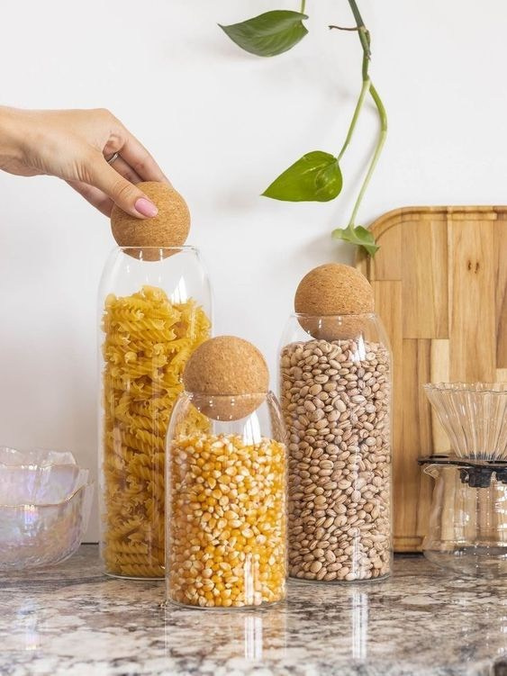 Предметное фото - практичные и удобные предметы для повседневного использования.