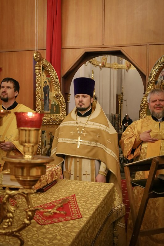 Соборное служение духовенства Северо- Западного благочиния. Саратовское Северо-Западное благочиние