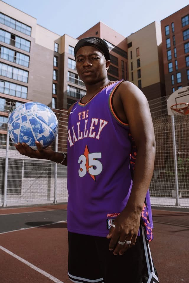 Новосибирск. Коммерческий фотограф для маркетплейсов Wildberries и Ozon в Новосибирске — фото и видео для брендов