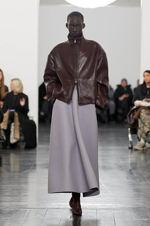 Тренды осени 2025: стильные образы, которые преобразят ваш гардероб и украдут взгляды прохожих. Екатерина Ананенко: персональный стилист из Красноярска