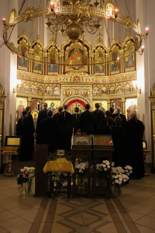 Соборное служение духовенства Северо- Западного благочиния. Саратовское Северо-Западное благочиние