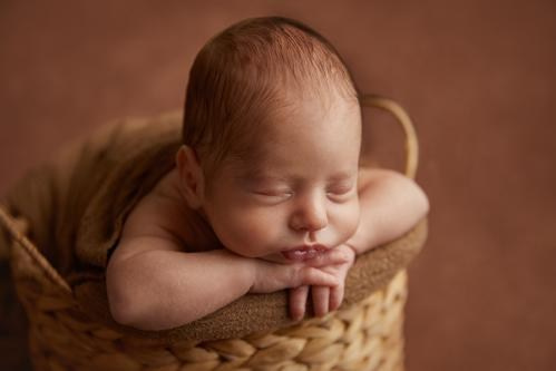 Профессиональный фотограф новорождённых в Москве Елена Сатюкова