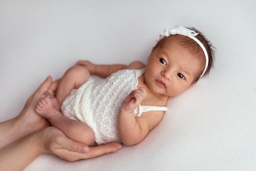 Профессиональный фотограф новорождённых в Москве Елена Сатюкова