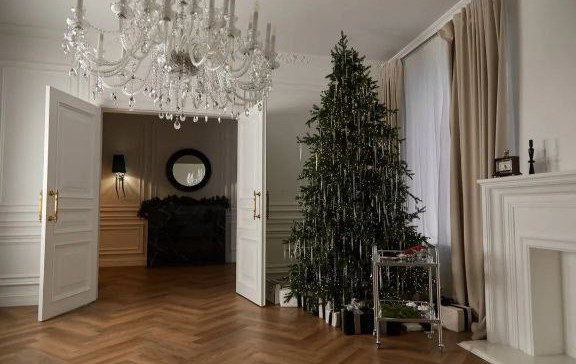 Фотостудии Казани для новогодней фотосессии с семьей 2025: адреса, цены, интерьеры. Контент фотограф Казань Татьяна Горина