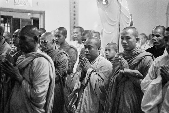 История одного кадра. Кто и как снял «Самосожжение монаха» / Здесь о фотографиях и фотографах