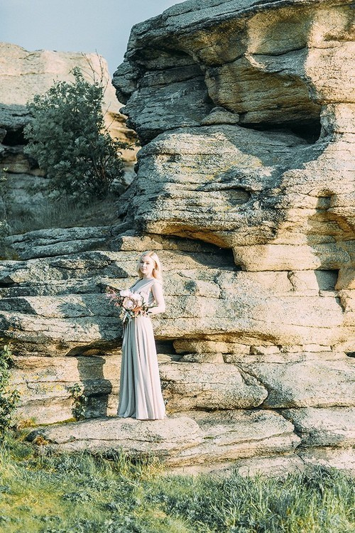 «Breath of Ural» стилизованная фотосессия на фоне уральских гор