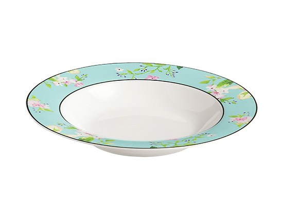 Профессиональная фотосъемка стеклянной посуды для маркетплейса в студии Гурьяновой Ольга в Москве.