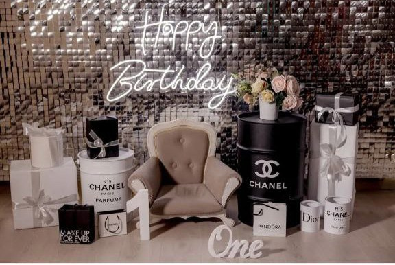 Фотостудии Казани для новогодней фотосессии с семьей 2025: адреса, цены, интерьеры. Контент фотограф Казань Татьяна Горина