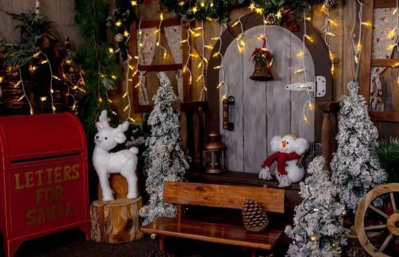 Фотостудии Казани для новогодней фотосессии с семьей 2025: адреса, цены, интерьеры. Контент фотограф Казань Татьяна Горина