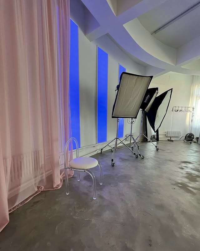 Понравилась студия? Напишите — организую съёмку именно здесь. Фотограф в Минске Людмила Дутко