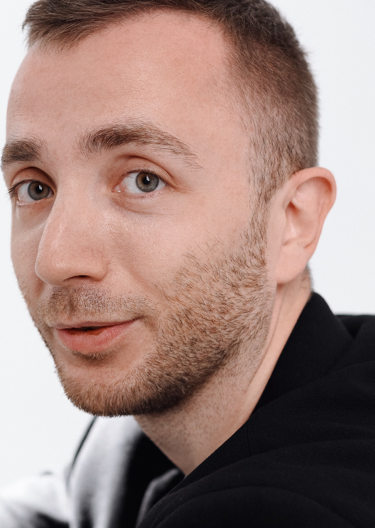 Мужская спортивная фотосессия в Тюмени: боулдеринг и лайфстайл. Фотограф Дарья Мустафина, Тюмень