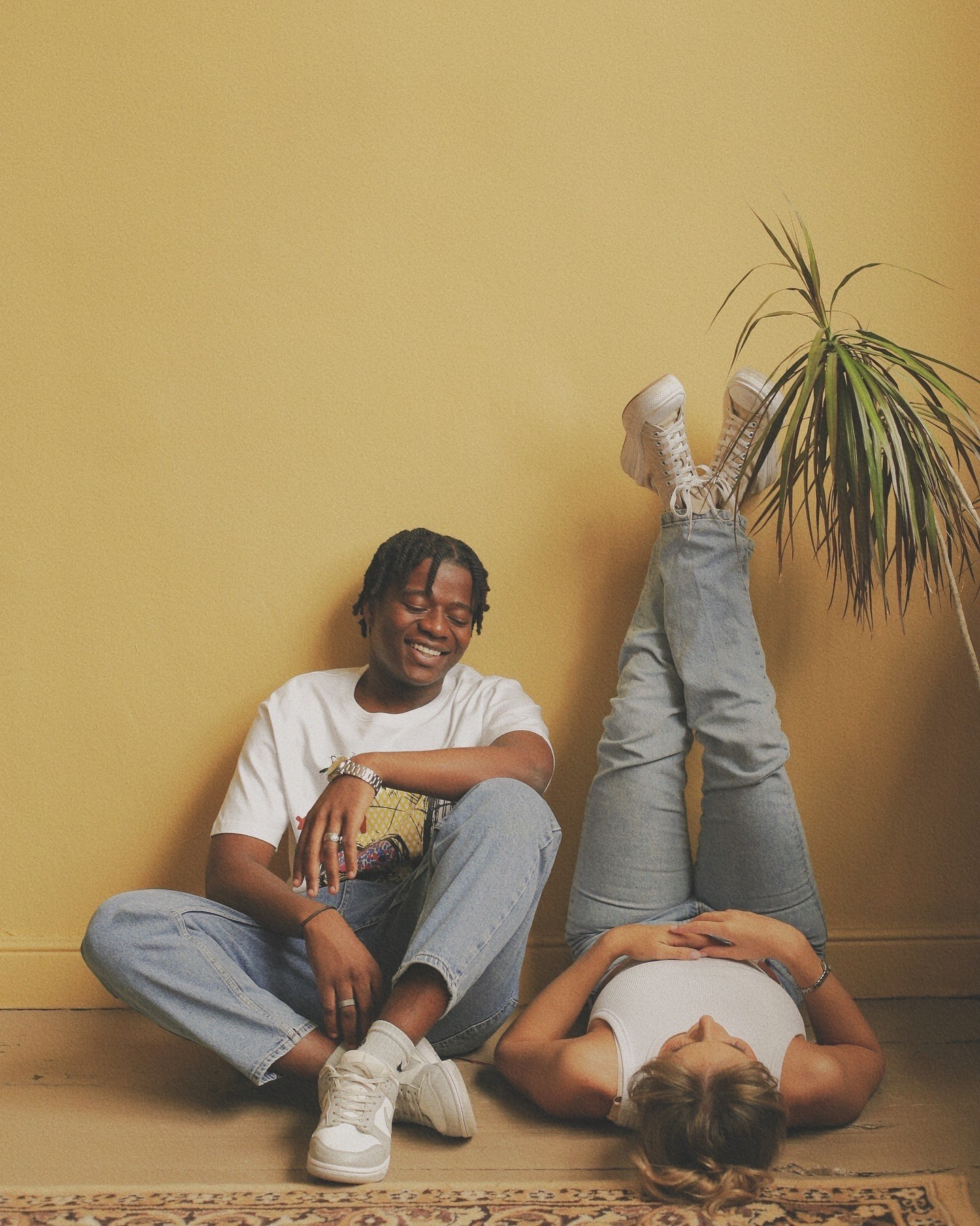 Новосибирск. Коммерческий фотограф для маркетплейсов Wildberries и Ozon в Новосибирске — фото и видео для брендов