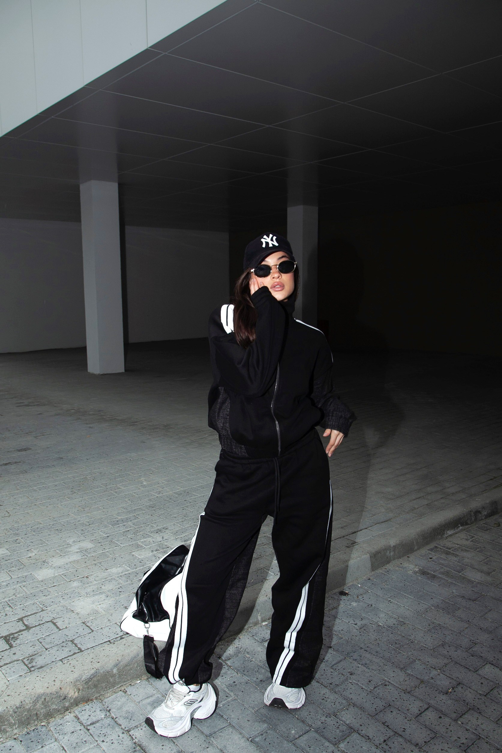 О НАС. CHALOVAFIT