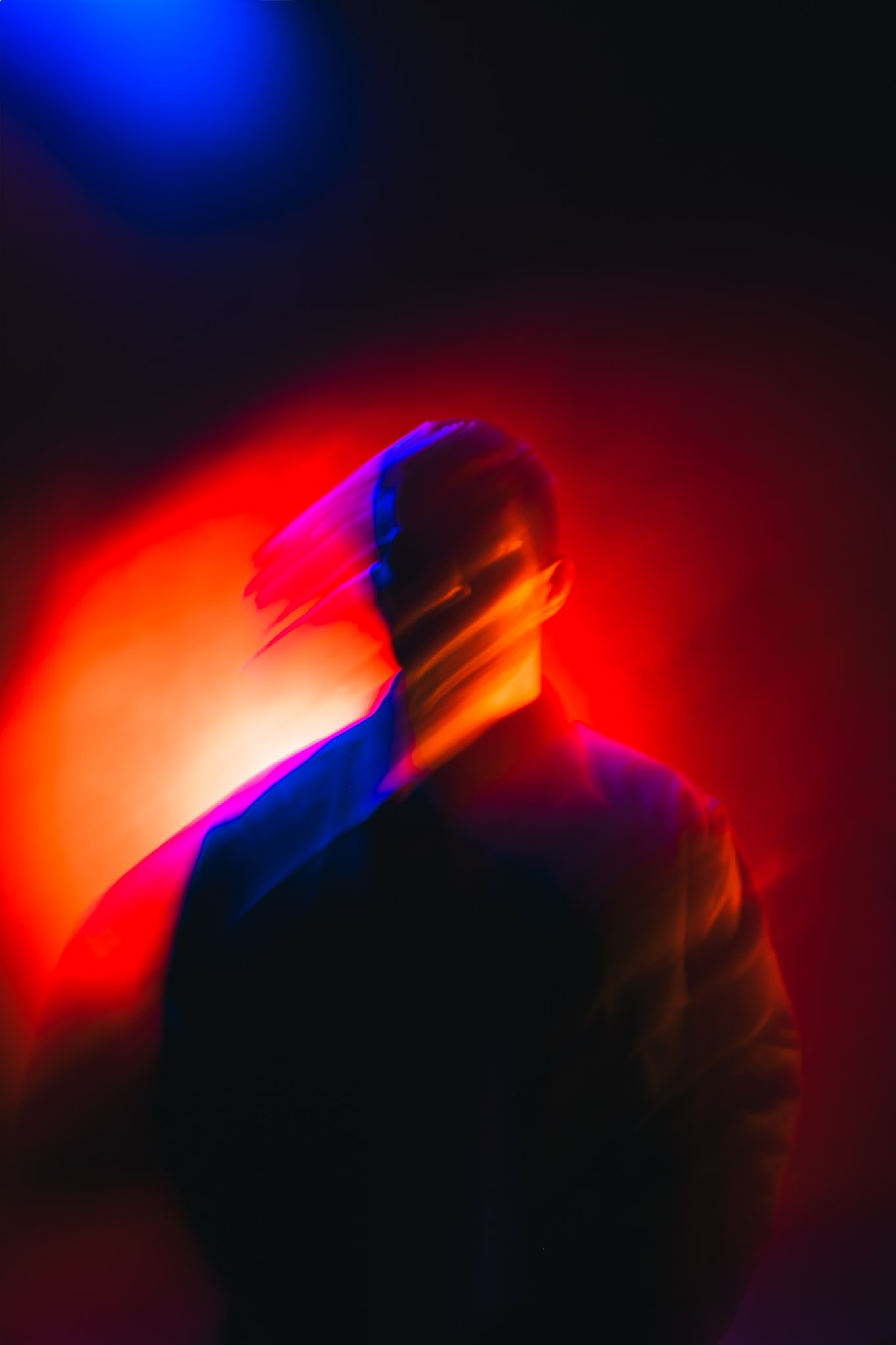 Works. Фотограф с цветным светом и оператор в Москве | Лиля Кичигина