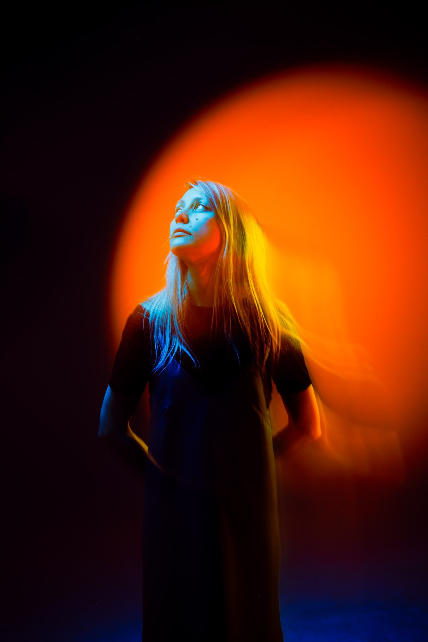 Works. Фотограф с цветным светом и оператор в Москве | Лиля Кичигина