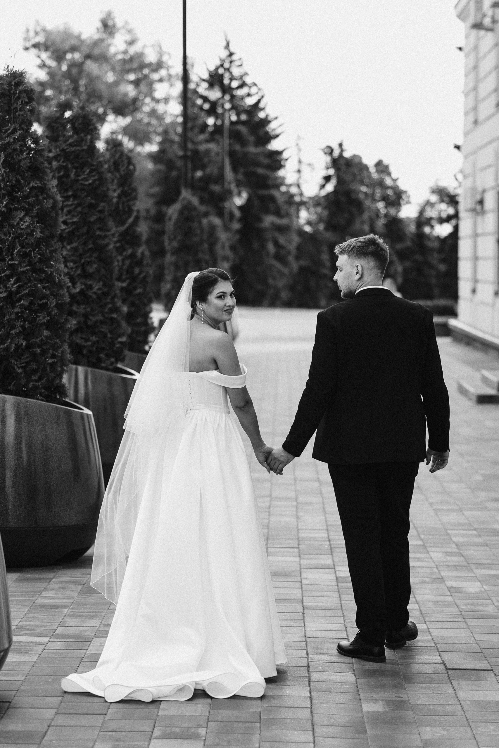 Загородная свадьба Влада и Натальи в цвете Марсала. Главная