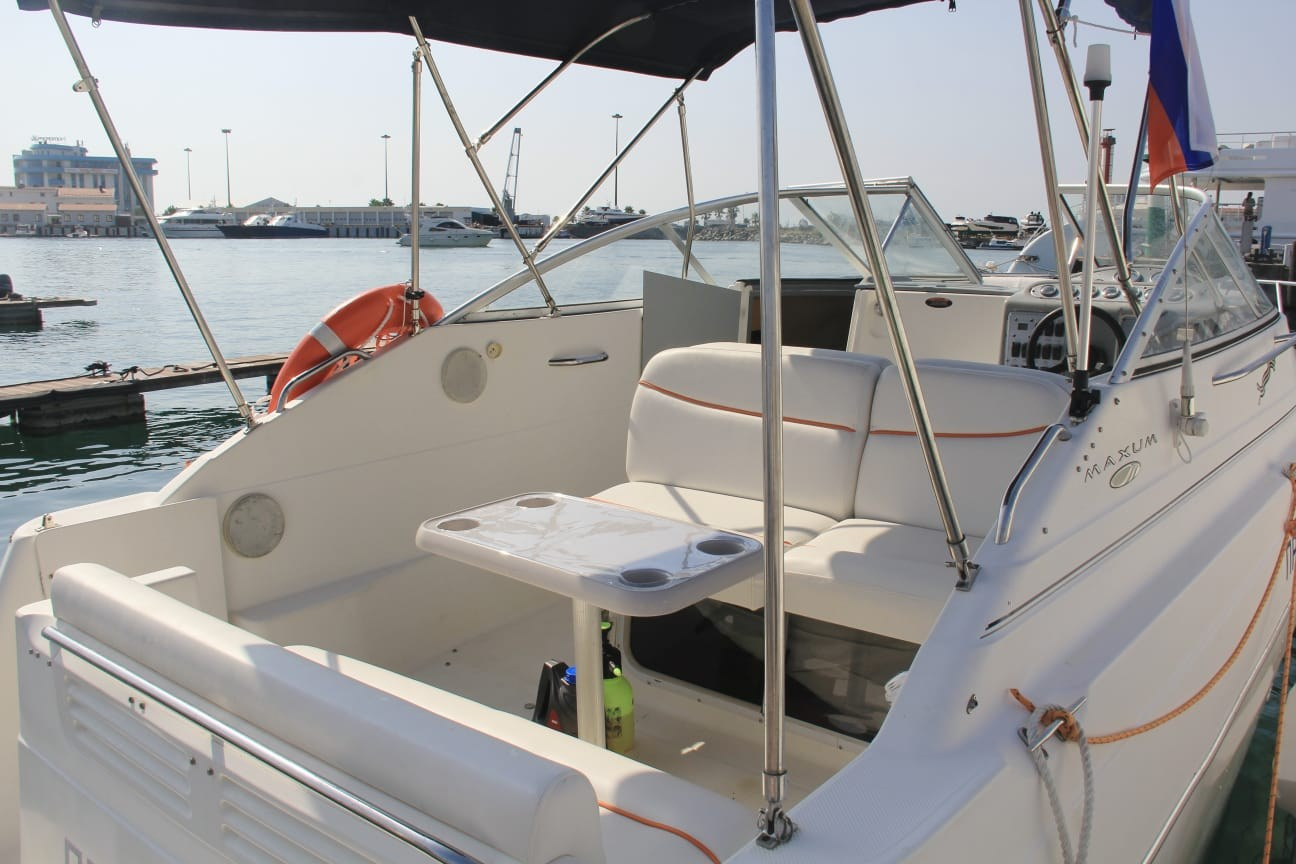 Эконом катера в Сочи. Аренда Яхт и Катеров в Сочи