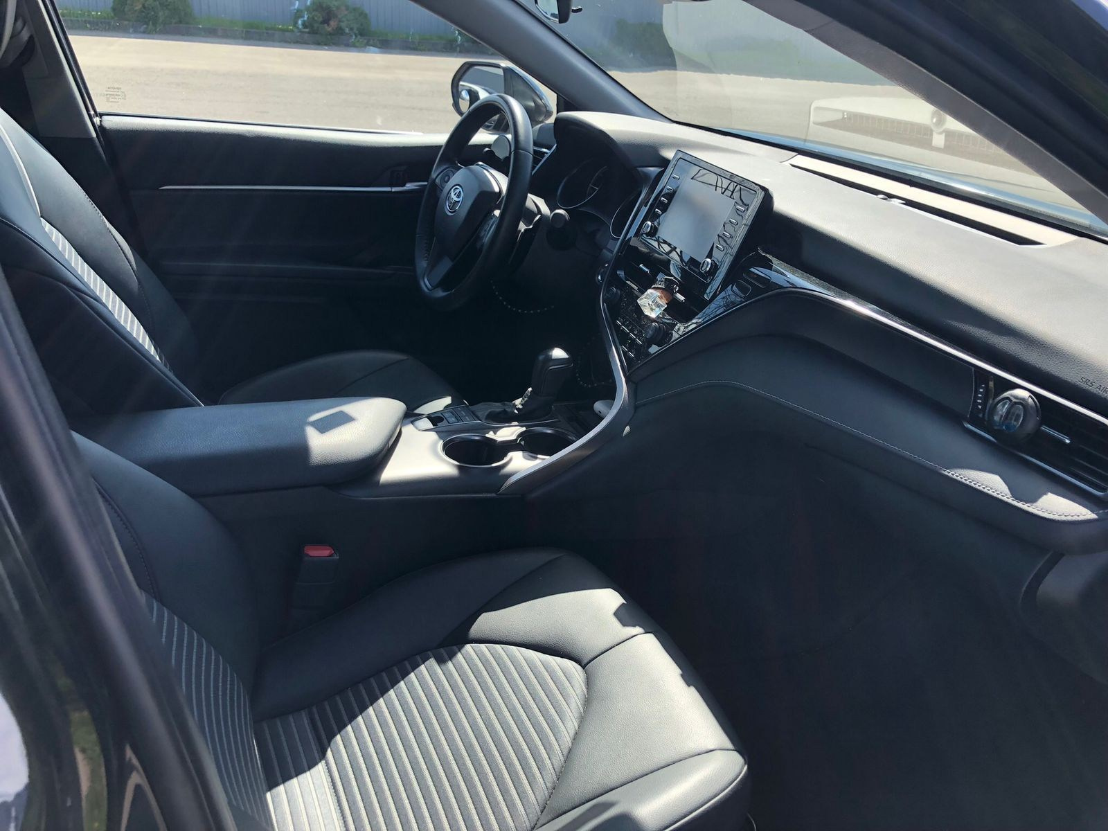 Аренда ягуар на свадьбу. Минивен на свадьбу. Праздничное агентство ПИОН