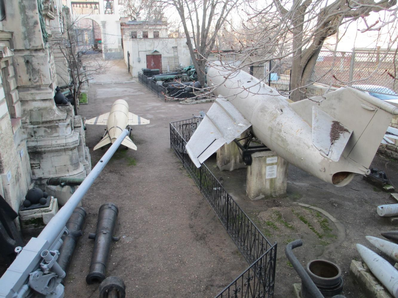 Музеи Севастополя, что посмотреть в Севастополе, экскурсии по Севастополю. Профессиональная фотосъемка в Крыму. Натуральные эмоции и живые кадры. Забронируйте дату прямо сейчас!